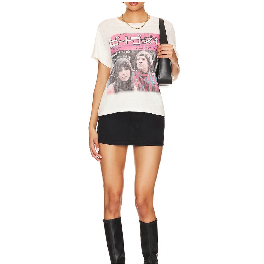 Chaser Rambler Tee Sonny & Cher Graphic in Coconut Milk